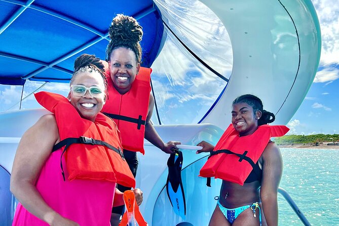 2 Hours Sip and Snorkeling Experience in Bahamas - Drinks and the social side of the trip