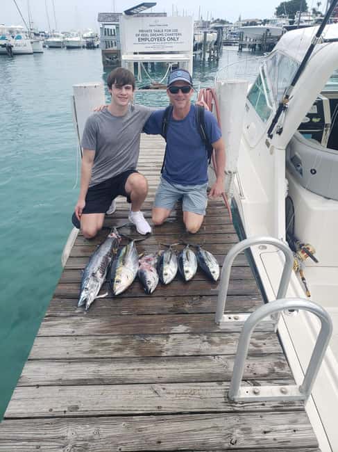 4 hour Fishing or Snorkeling - Choosing between deep sea and light tackle fishing