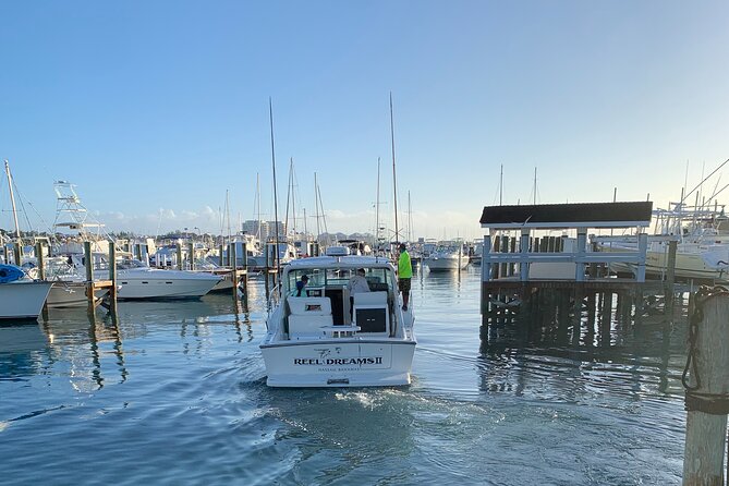 4 hours 38ft Reel Dreams Private Charter in Nassau - Meeting at Nassau Yacht Haven