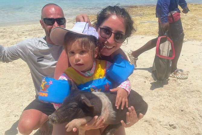 4hr Private Tour Island Hop Snorkel w/ Turtles & Sip Bahama Mamas - Crew, comfort, and the private format