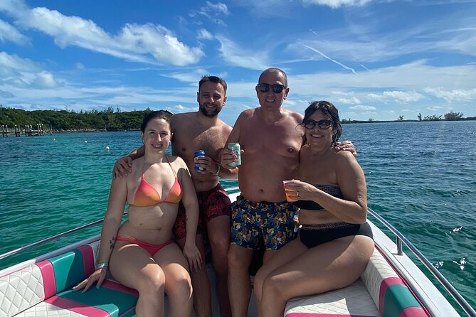 5 Hours Pigs and Turtles with Beach Stop in Bahamas - What to pack for the islands