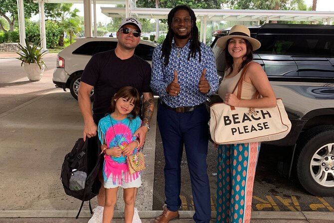 Airport-Atlantis Paradise Island Private Roundtrip Transportation - What is included, and what is not
