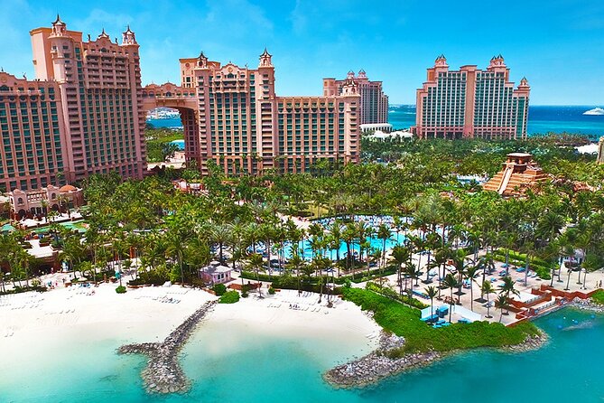 Bahamas Lynden Pindling Airport (NAS) Private Transfer to Nassau - A private car for up to three people
