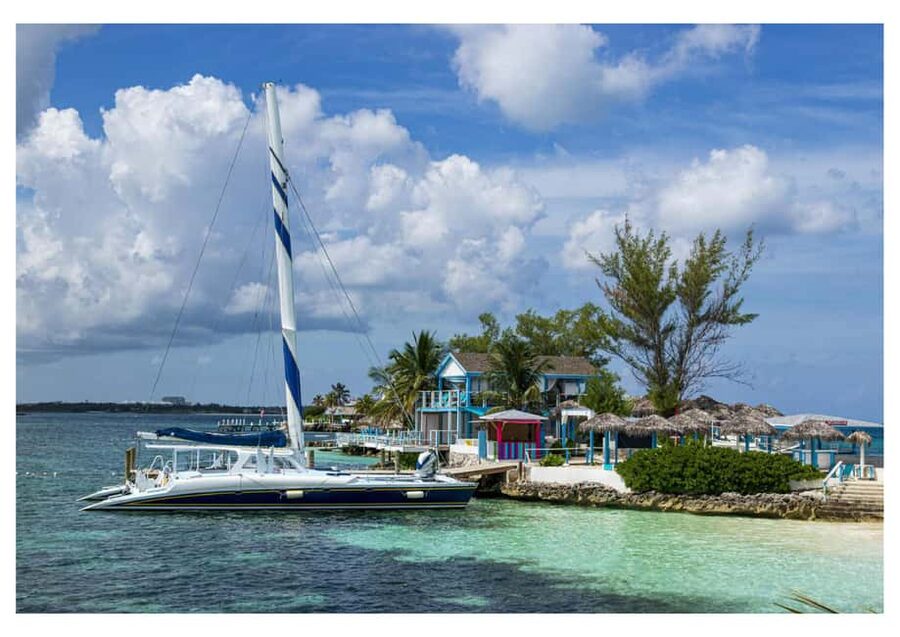 Bahamas: Swimming Pigs & Snorkeling Cruise with Lunch & Rum - Key points to know before you book