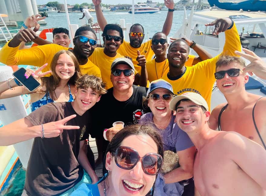 Bahamas: Swimming Pigs & Snorkeling Cruise with Lunch & Rum - What the $179 price really covers