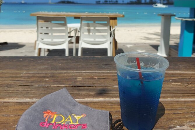 Bahamian Beverages & Bites Tour - Lunch at Junkanoo Beach