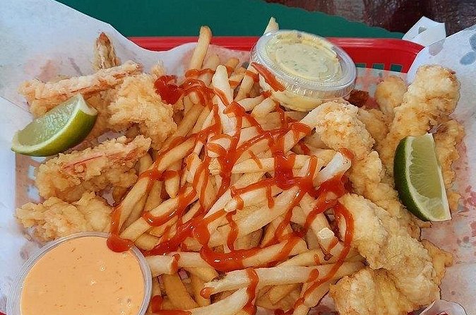 Bimini Island Food Taste Experience Tour - K’s Kitchen brings food to the waterfront