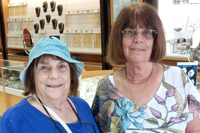 Champagne and Diamond Shopping Experience in Downtown, Bahamas - Diamonds, gemstones, watches, and rare pieces