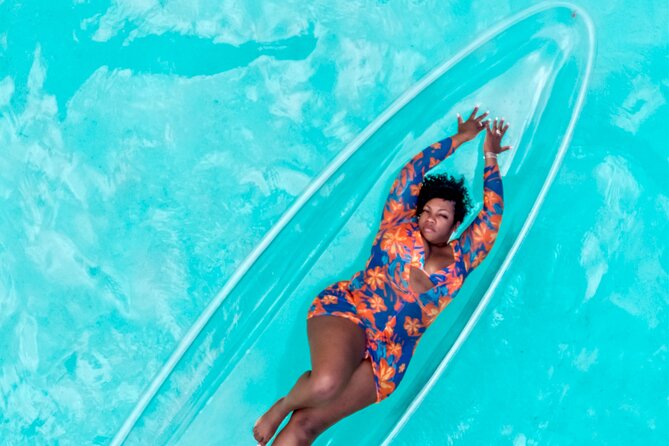 Clear Kayak Photoshoot+Free Cocktail Nassau, Bahamas - How the 30-minute photo session works