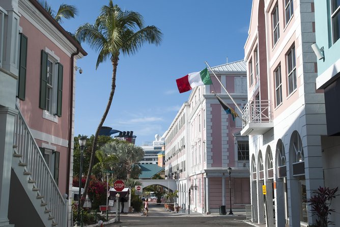 Dilly Dally Walking Tour of Nassau Attractions - The National Art Gallery of The Bahamas
