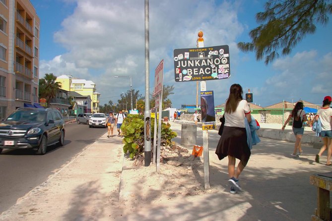 Dilly Dally Walking Tour of Nassau Attractions - Queen’s Staircase and the Water Tower