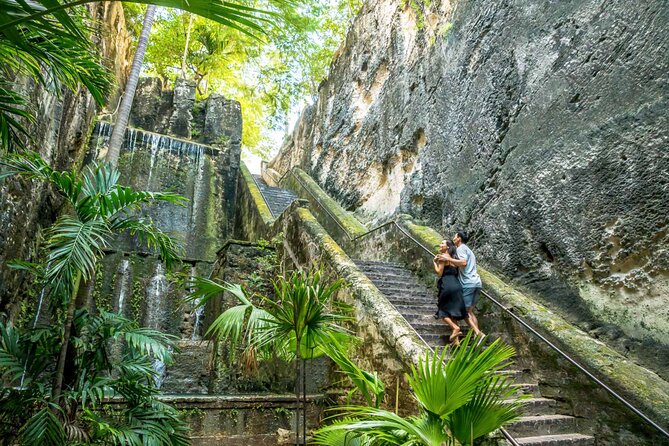 Discover Nassau Sightseeing Tour plus Atlantis Resort Visit - Starting in Nassau: allow time to find your guide