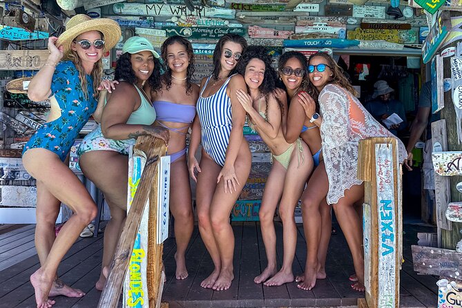Exuma Powerboat Tour from Nassau with Swimming Pigs - Staniel Cay Yacht Club for a Proper Lunch