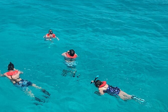 Guided All Inclusive Beach Day Excursion in Bahamas - Snorkeling, paddling, and low-key beach time