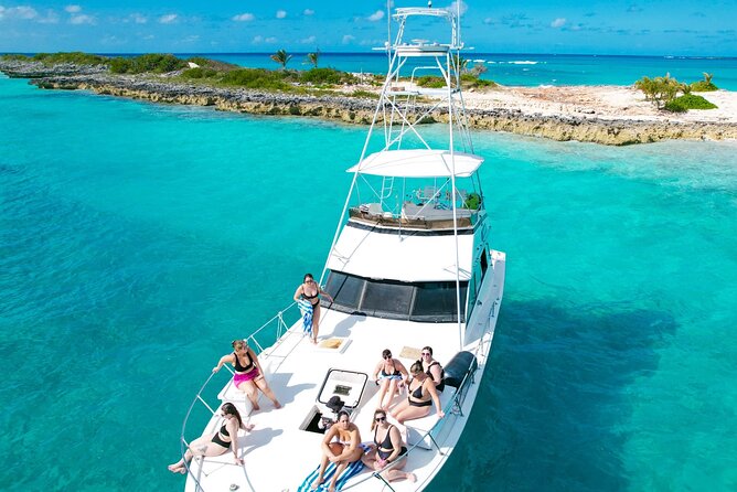 Half-Day Private Rose Island Party Yacht Getaway - Snorkeling at a Rose Island Reef