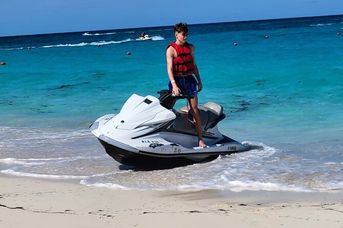Jetski Rentals Nassau Bahamas. Transportation included (free) - A closer look at the return transfer