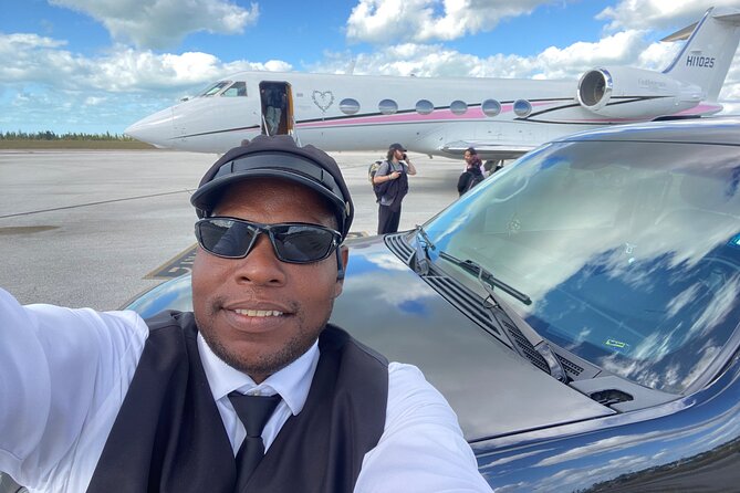 Luxury SUV Transfer from Airport, cruise port, Celebration Key - Arriving in Freeport without the taxi scramble