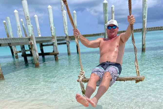Nassau: 3 islands Pigs,Turtles,Snorkel & Beach Club with lunch - Lunch, Drinks, and the Beach Club Reality