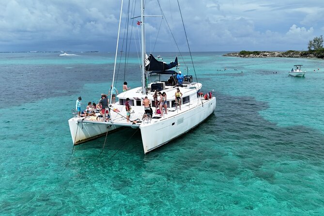 Nassau 3-stops: Snorkeling, Swimming Pigs, Turtles & Lunch - Five things to know before you sail