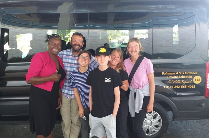 Nassau Airport to Palm Cay - group transportation in comfort - Who will get the most from this transfer
