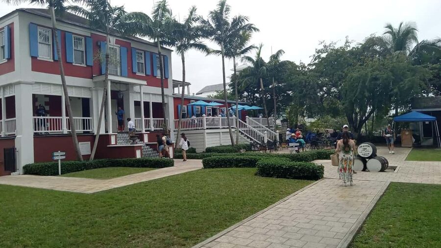 Nassau City Tour: Discover the Charms of Old Charles Town - Starting at the Cruise Terminal