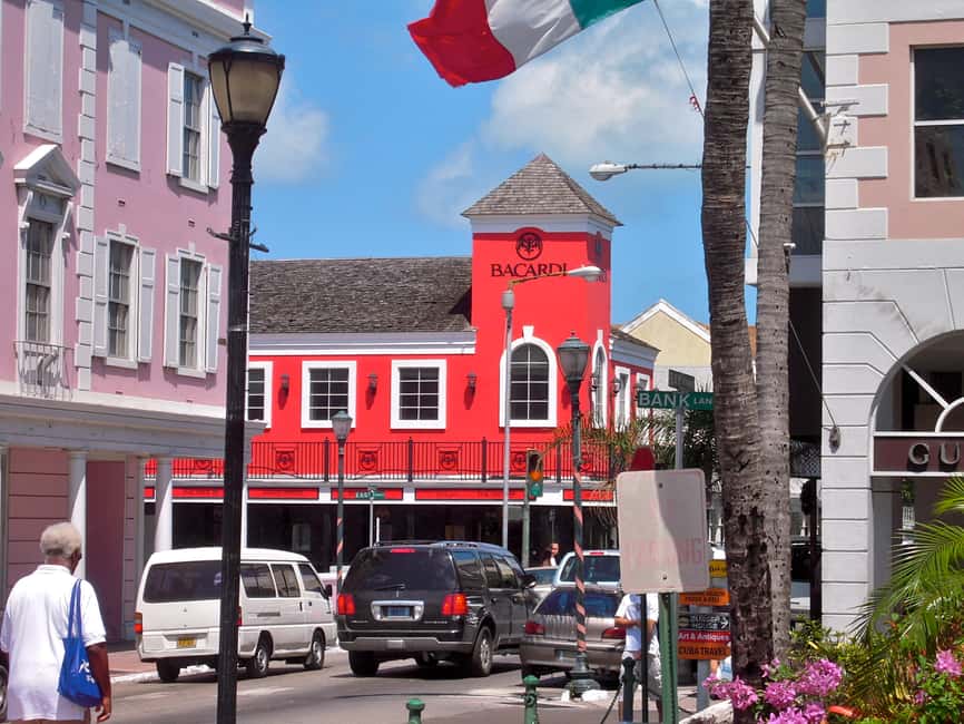 Nassau: Cultural Walking Tour of Downtown Nassau Attractions - Fort Fincastle on Bennet’s Hill