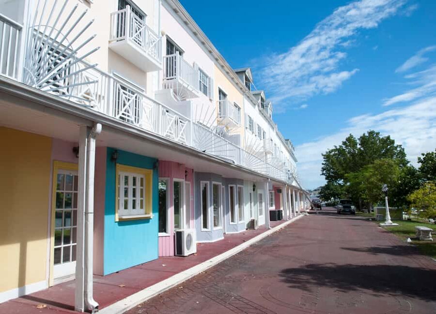 Nassau: E-Scooter Tour with Food Tasting and Local Drinks - Key details before you book