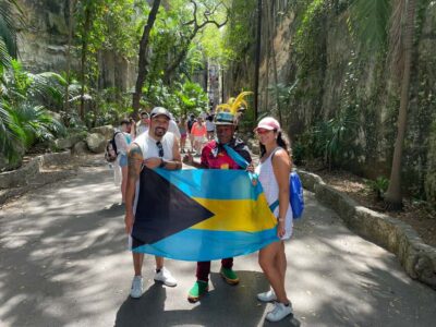 E-Scooter Tour with Food Tasting and Local Drinks