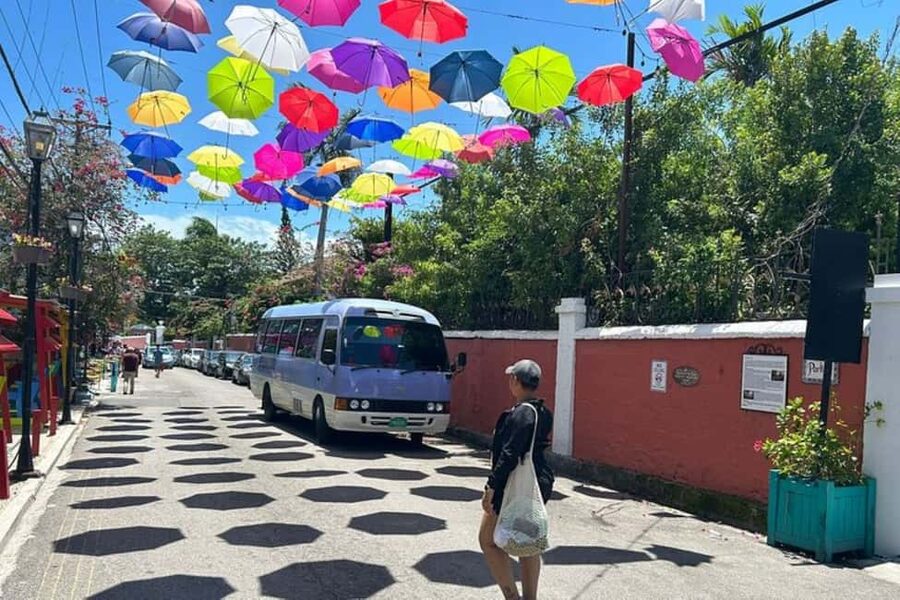 Nassau: E-Scooter Tour with Food Tasting and Local Drinks - Bahama Barrels and John Watling’s