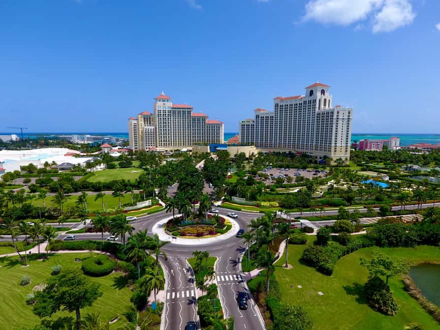 Nassau: Historic City Tour with Drink and Food Tasting - A quick ride through Nassau’s past and present