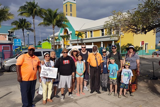 Nassau Island Highlights Sightseeing Tour - What the Guides Add to the Tour