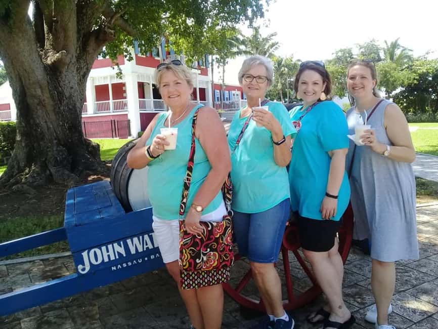 Nassau: Island Highlights Tour with Rum Tasting - Meeting your guide outside Nassau’s cruise port