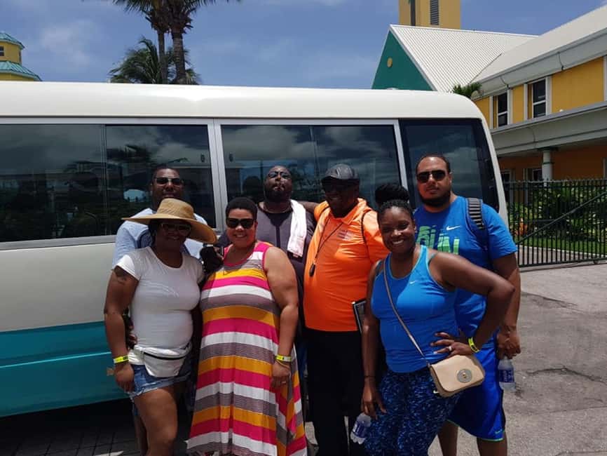 Nassau: Island Highlights Tour with Rum Tasting - The guide can make or break the day