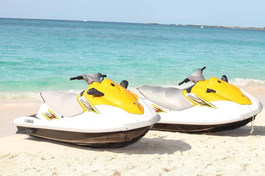 Nassau: Jet Ski Adventure - From Nassau hotels to Montagu Beach