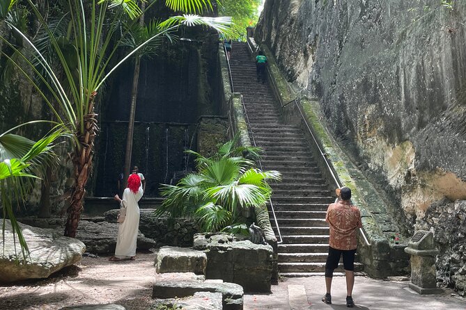 Nassau Private Highlights Sightseeing Tour - Rum cake brings an easy start to the food stops