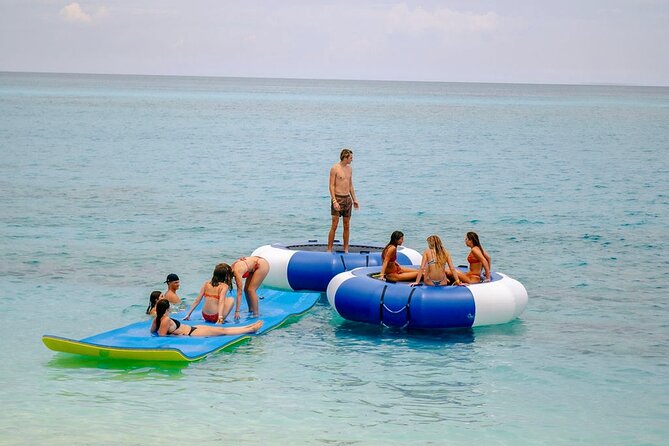Nassau: Rose Island Perfect Beach Day Group Getaway - Group Size, Comfort, and Accessibility