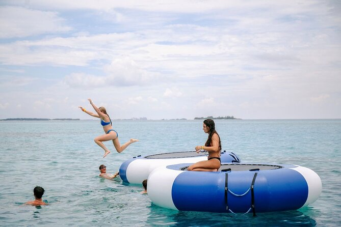 Nassau: ROSE ISLAND PERFECT BEACH DAY GROUP GETAWAY - Check-in choices for cruise passengers and other visitors