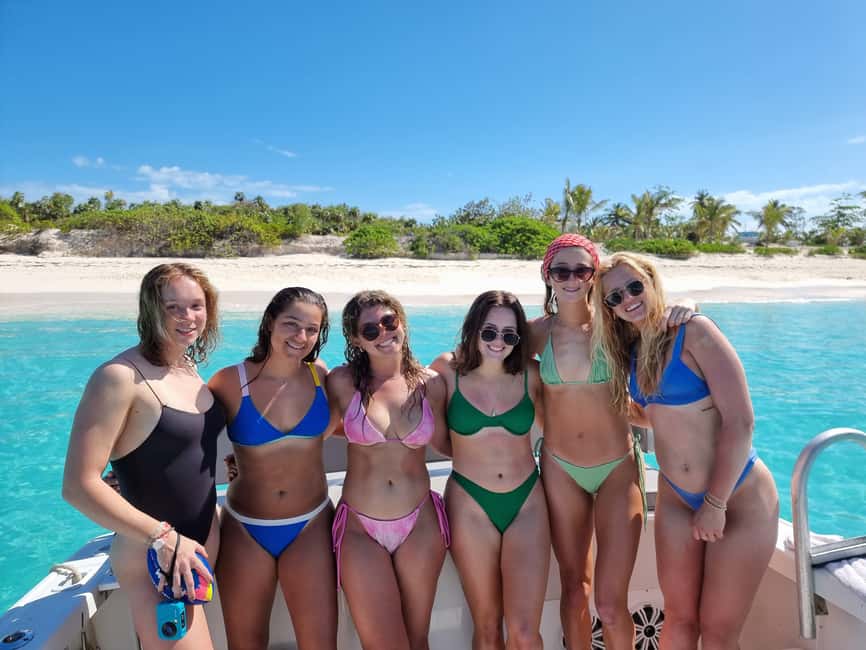 Nassau: Rose Island Swimming Pigs & Turtles Snorkeling Tour - Green Cay and the search for turtles