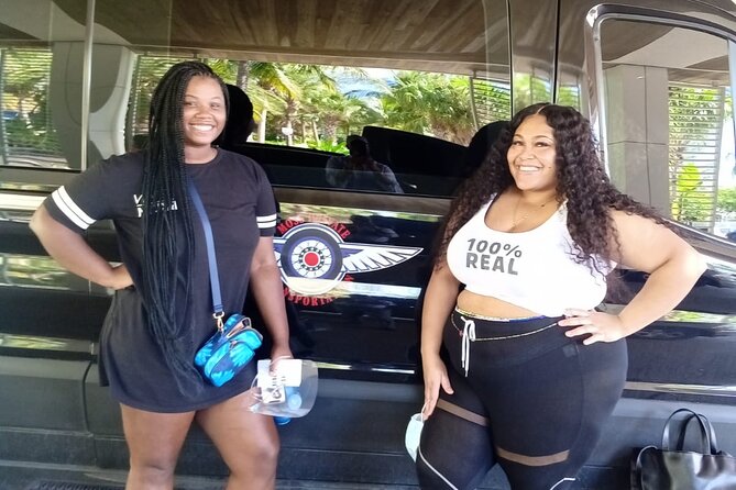 Nassau Roundtrip Airport Shared Shuttle MPT - Meeting your Nassau shuttle at Lynden Pindling Airport