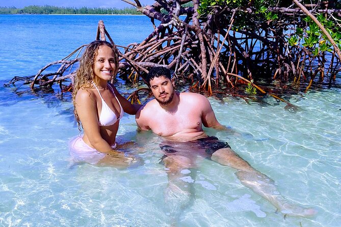 Nassau's Exclusive Kayaking Snorkeling Beach Adventure (6 Max) - The small cay and its photo-worthy views
