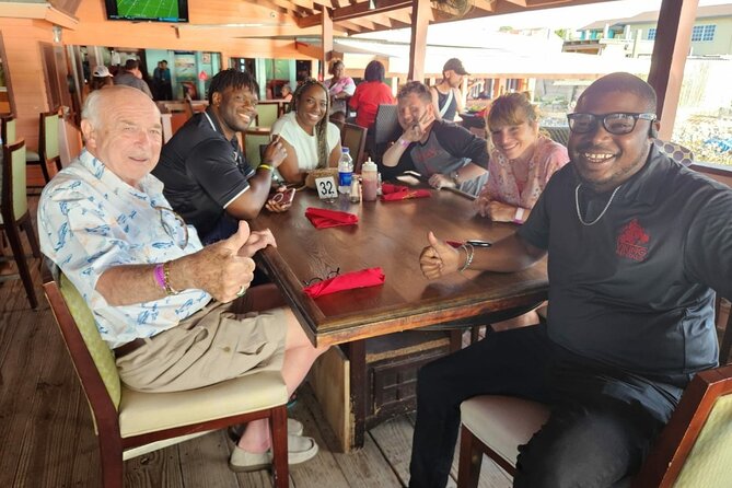Nassau's Half Day Bus City Tour: Guided Tour with Free Samples - What this Nassau tour is trying to do