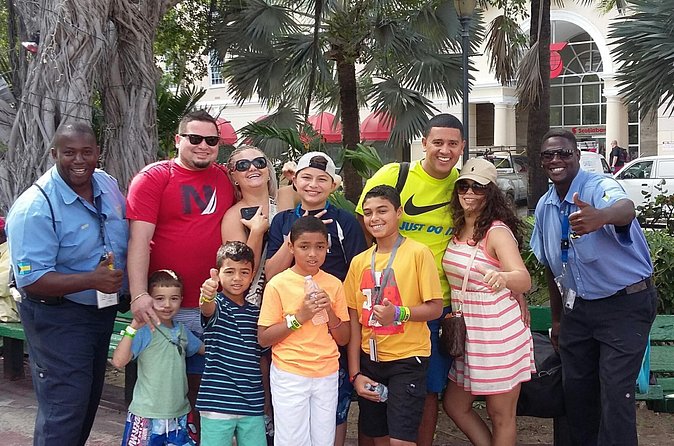 Nassau Shore Excursion: Cultural Heritage Sightseeing Tour - Ardastra Gardens: animals in a tropical setting