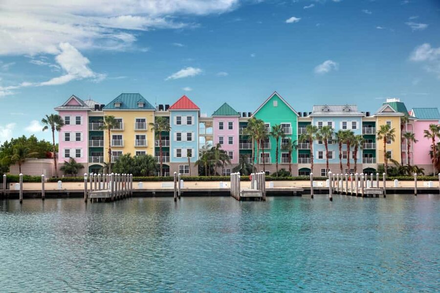 Nassau: Sightseeing, Snorkeling, & Shopping Tour with Pickup - A five-and-a-half-hour introduction to Nassau