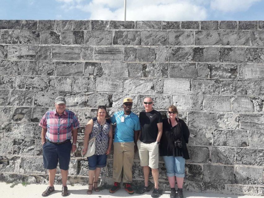 Nassau: Sip, Sample & See, Food & History Bus Tour - The Queen’s Staircase and Nassau’s past