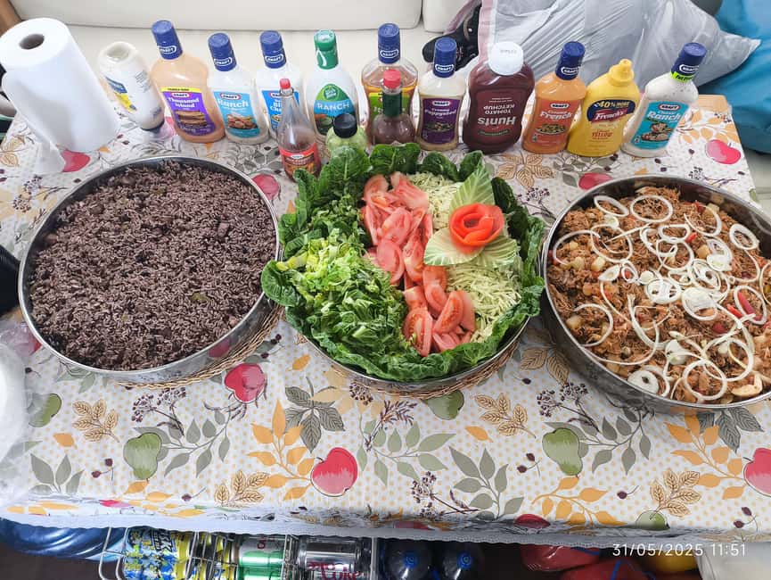 Nassau: Snorkeling, Pig Beach, Swim with Turtles, and Lunch - Lunch with the boat anchored nearby