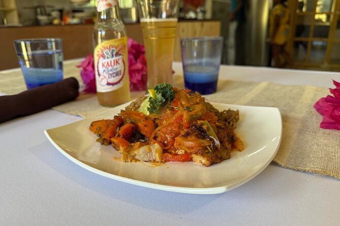NEW! Authentic Bahamian Cooking and Cocktails with Transfers - Learning the menu before you cook