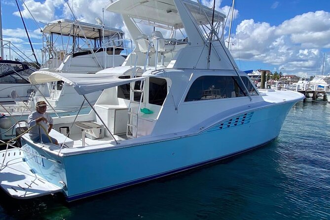 Private 45 Hatteras Sportfishing in Nassau - Price, group size, and real value