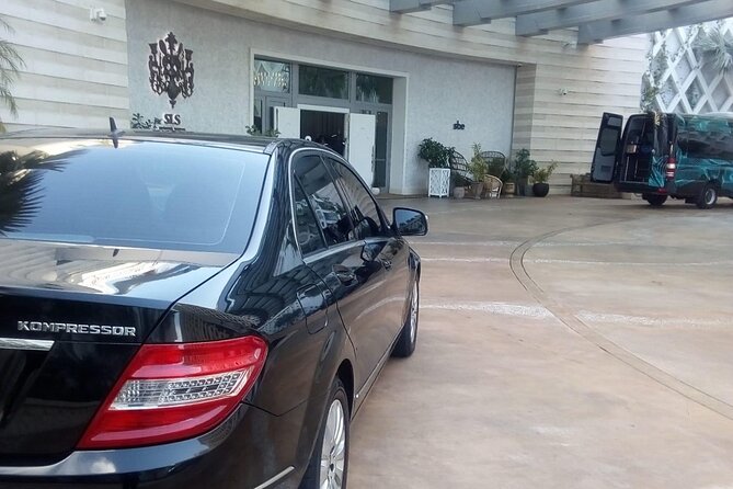 Private Airport Transfers Bahamar, Paradise Isld Airbnbs, Nassau. - Baha Mar, Paradise Island, Palm Cay, or an Airbnb