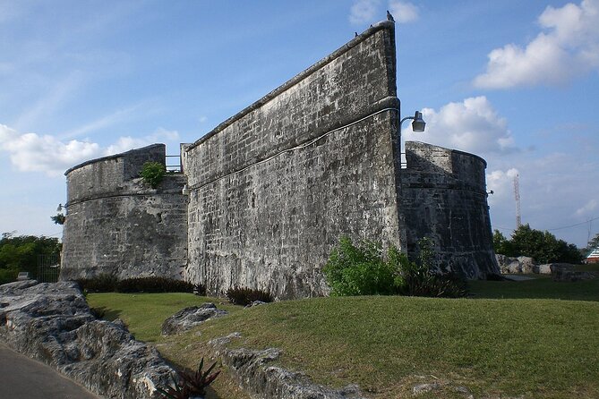 Private Guided Tour Around Nassau, The Bahamas - Key points at a glance