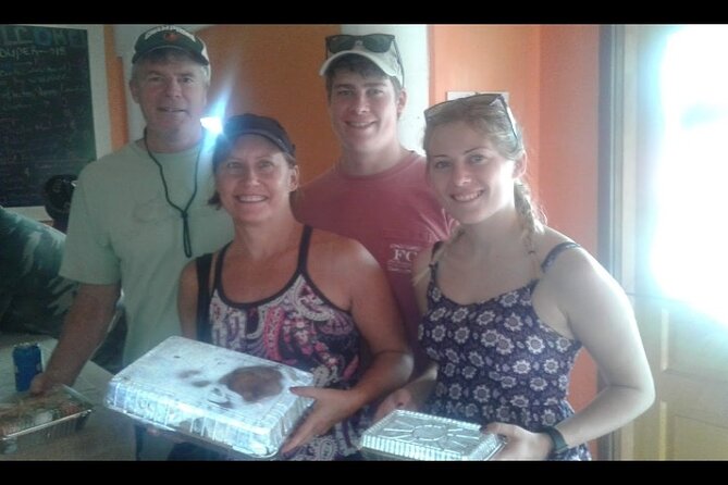 Private Sightseeing in Fort Montagu with Crab and Seafood meal - A Look at Nassau’s Sporting Complex